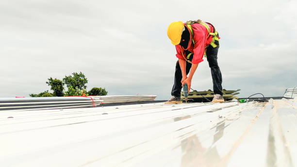 Best Emergency Roof Repair Services  in Blue Hills, CT
